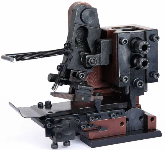 Клеммная обжимная форма