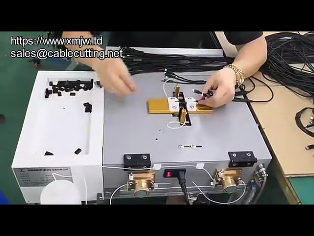 Автоматический двухголовочный податчик USB-кабеля для линий производства шнуров данных