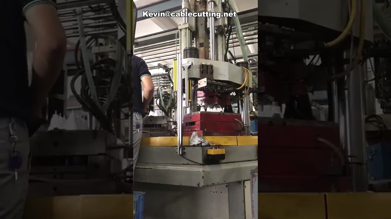 Вертикальная термопластавтомат 120 тонн со скользящим столом – прецизионное литьевое оборудование