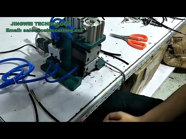 Оборудование для производства кабеля 3F: ручная пневматическая машина для зачистки и скручивания проводов