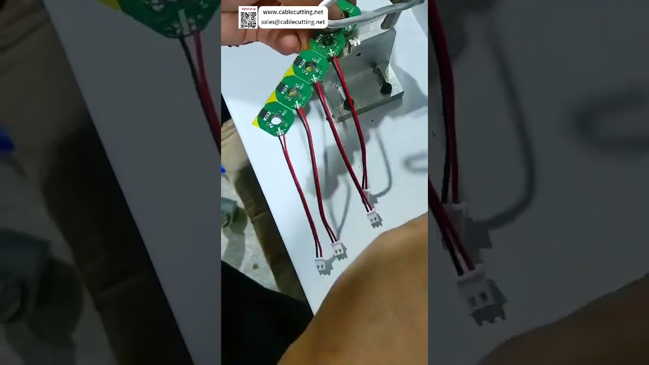 Паяльная машина для проводов вентилятора к PCB: 800 шт/ч, высокая производительность и качество