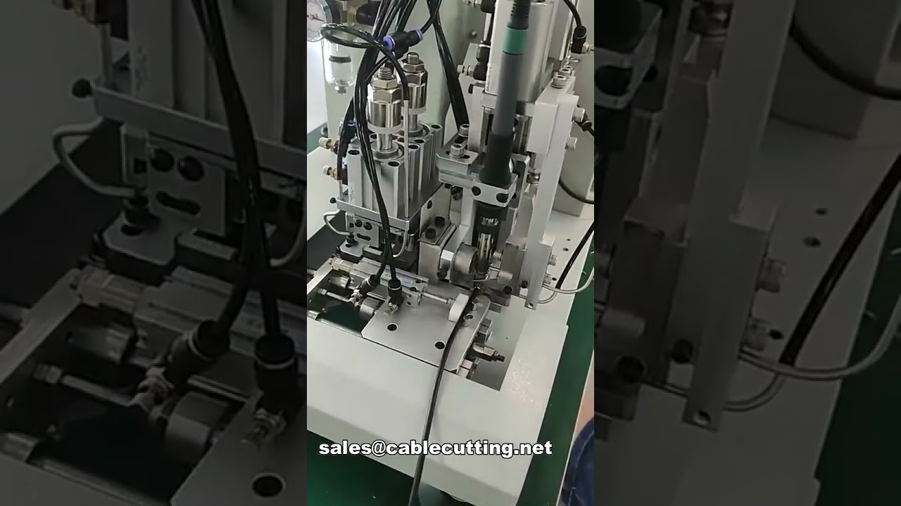 Автоматический станок для изготовления USB-кабелей: резка, зачистка, сварка и пайка разъемов для зарядки и передачи данных