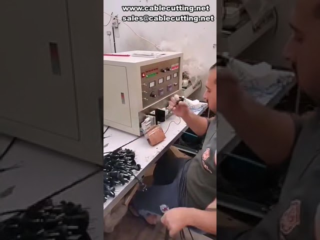 Тестер проводов силовых вилок для одно- и двухместных станций: микроконтроллерное управление, испытания батарей и изгиба