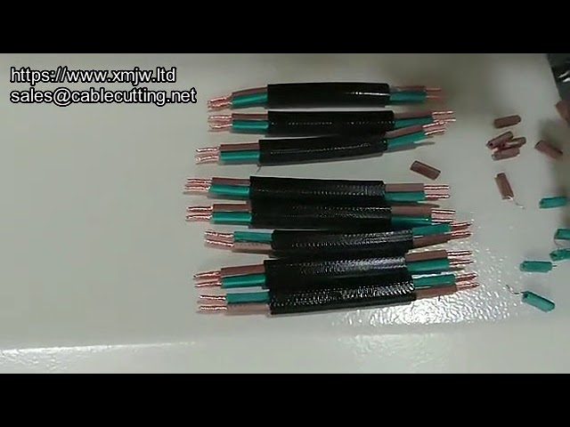 Автоматический станок для зачистки проводов и кабелей